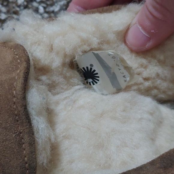 UGG Moccassins Fur Slip On Shoes Women's Size 8 - Picture 4 of 5